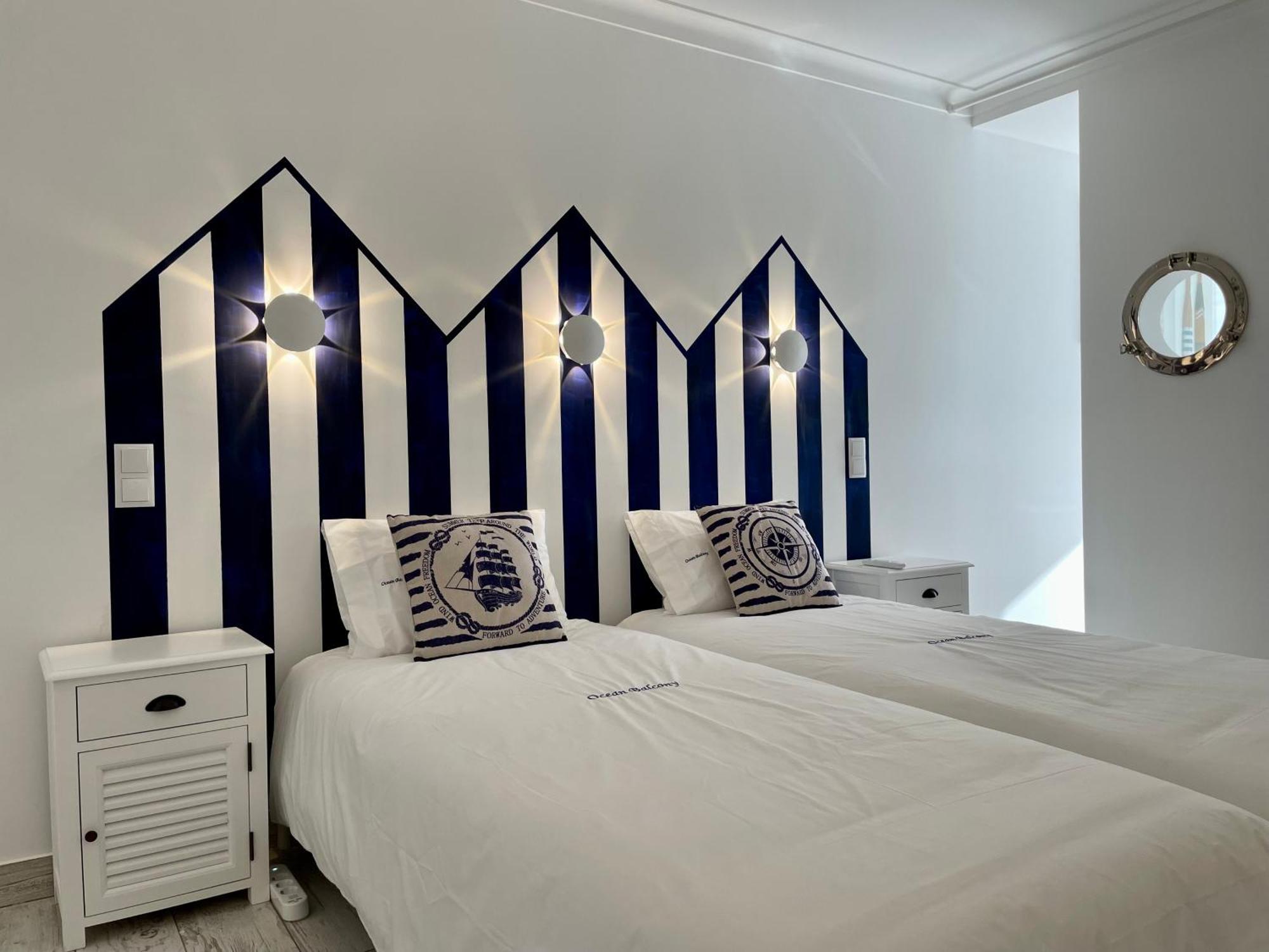 Ocean Balcony Apartment อัลบูเฟรา ภายนอก รูปภาพ